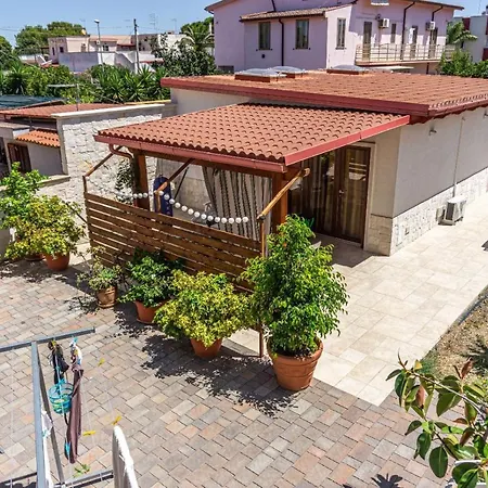 Il Giardino Dei Limoni - Leporano Marina Apartment Exterior photo